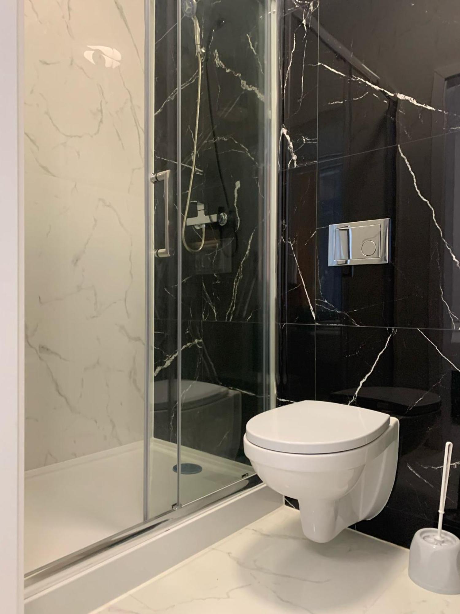 Apartamenty Sw.Rocha Белосток Экстерьер фото